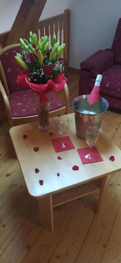 Hotel Sumava Vyssi Brod Luaran gambar